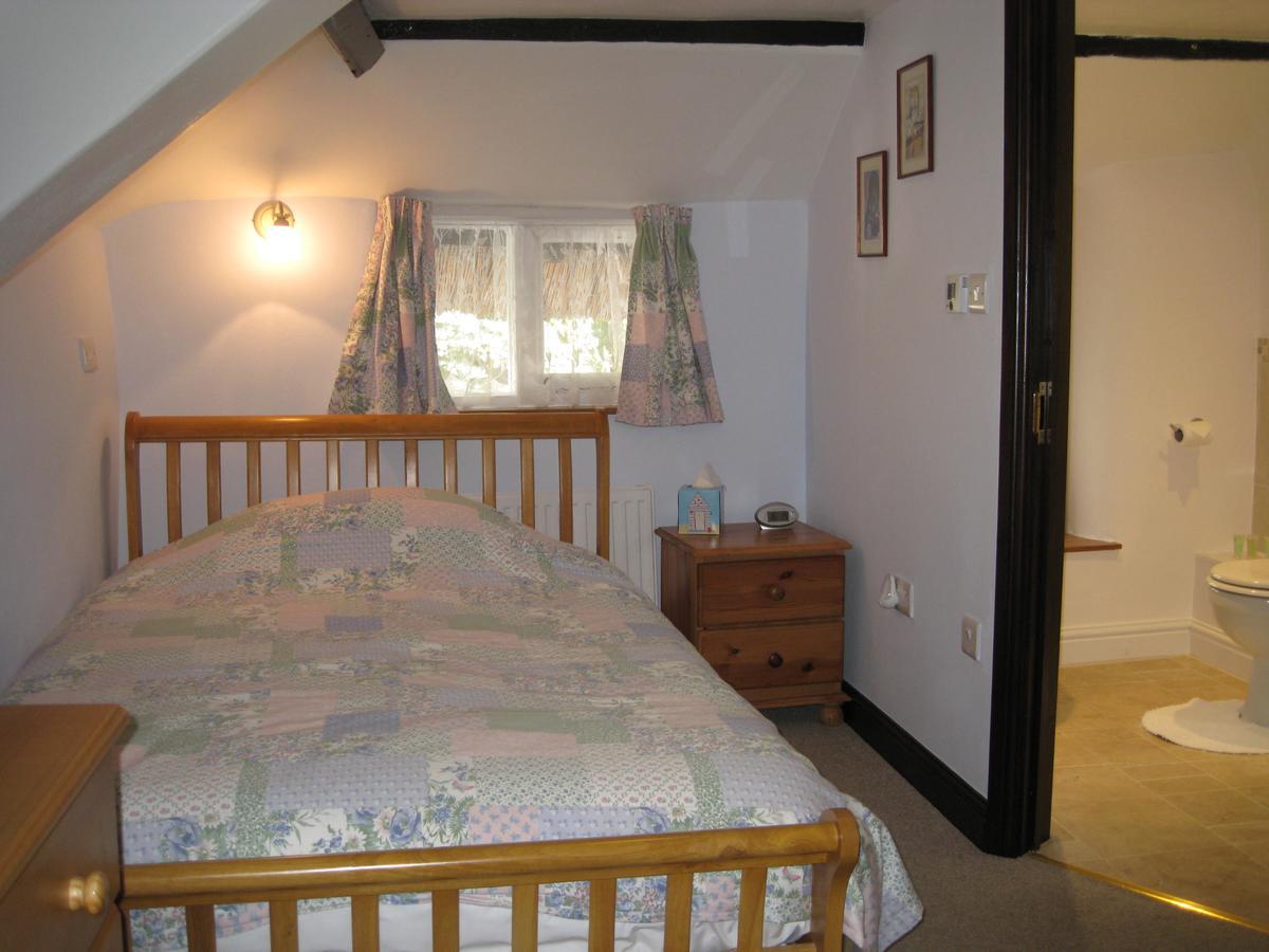 The Barn And Pinn Cottage Sidmouth Exterior photo