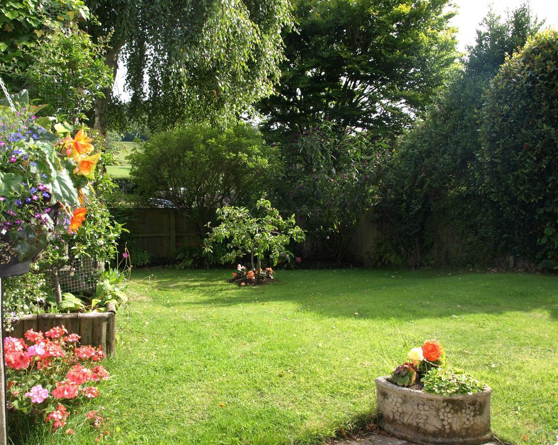 The Barn And Pinn Cottage Sidmouth Exterior photo