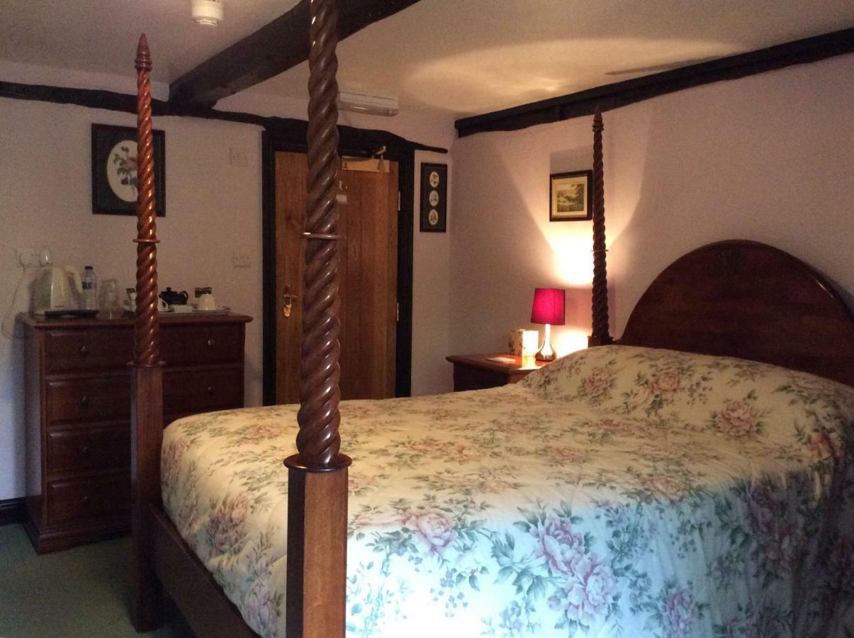 The Barn And Pinn Cottage Sidmouth Exterior photo